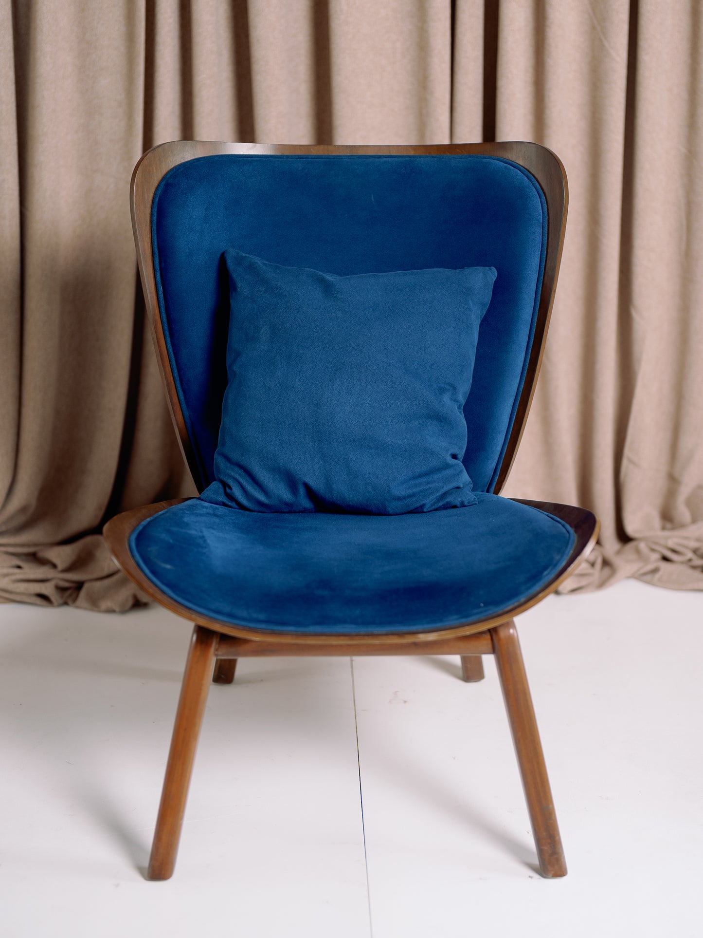 Ostra Accent Chair